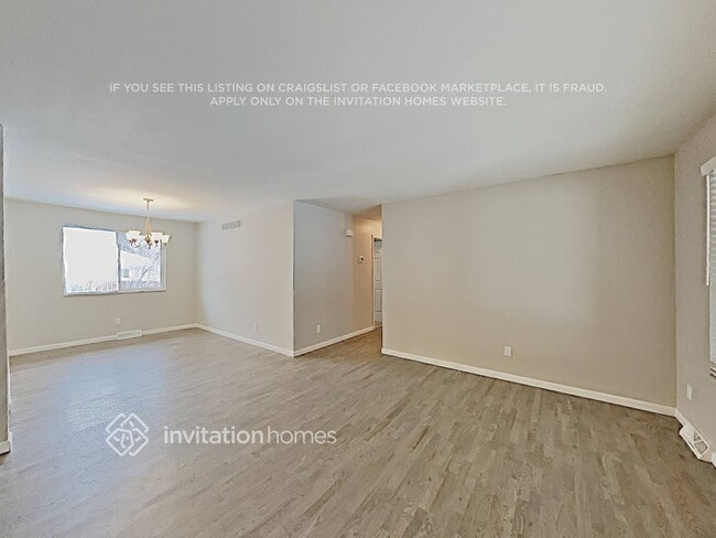 Photo - 10641 W 102nd Pl