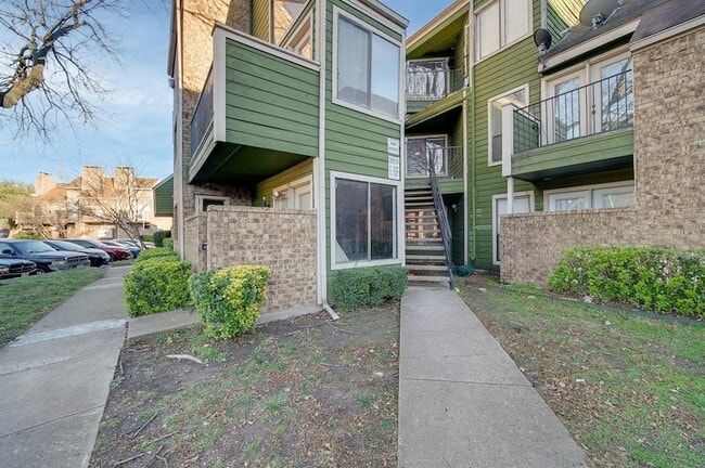 Building Photo - 9815 Walnut St Unit H210 Rental
