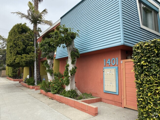 Building Photo - 1401 Venice Blvd Venice Rental