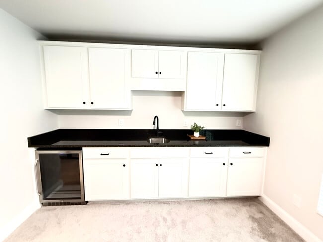 Photo - 4045 Grommet Ct