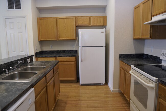 Photo - 3007 Langdon Ln N