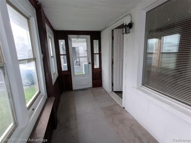 15345 Sumner