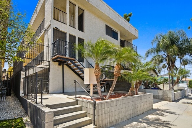 Photo - Cabrillo Ave Unidad #4