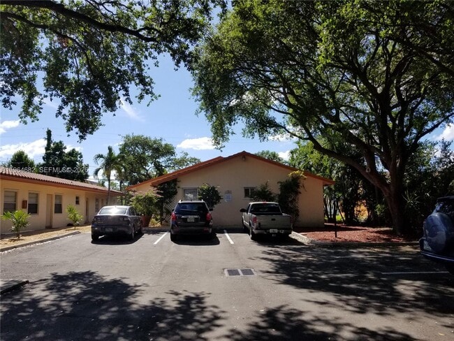 Photo - 2308 Monroe St Unidad 3