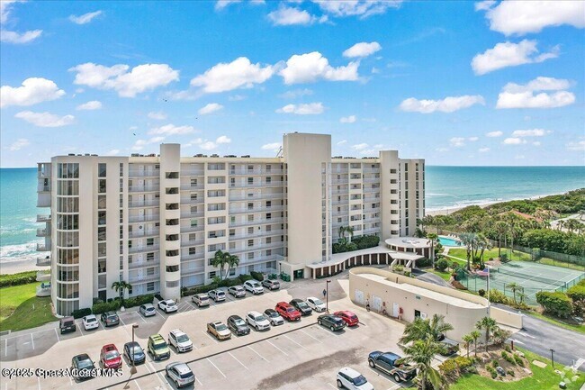 Building Photo - 2225 Jimmy Buffett Mem Hwy Unit #311 Rental