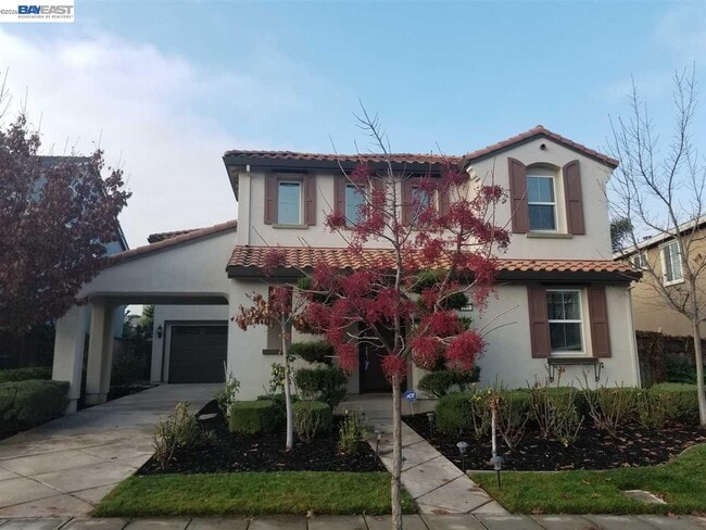 Building Photo - 199 N Alta Dena St