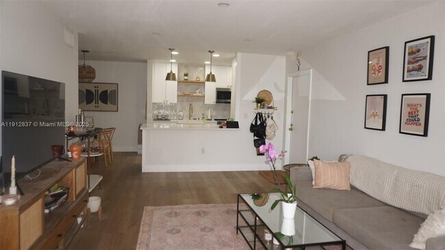 Photo - 7953 SW 104th St Apartamento Unidad 205D