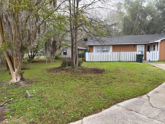 Photo - Beautiful 3bd/2ba home ready to rent