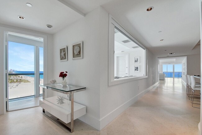 Photo - 1200 Holiday Dr Unit 1001