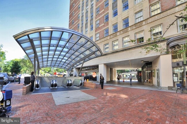 Building Photo - 10101 Grosvenor Pl Unit 714