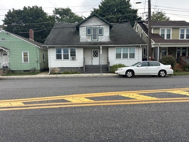 Building Photo - 45 Carlisle Springs Rd Unit 5