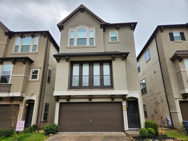 Building Photo - 10717 Madden Oaks Pl