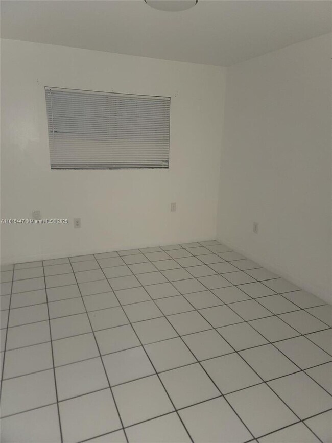 Photo - 600 NW 32nd Pl Unit 506