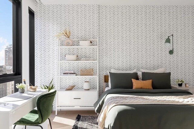 Photo - 300 W 30th St