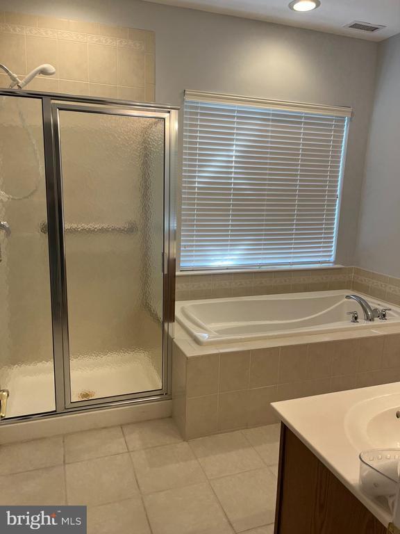 51 Shipps Way Rental For Rent in Delanco, NJ