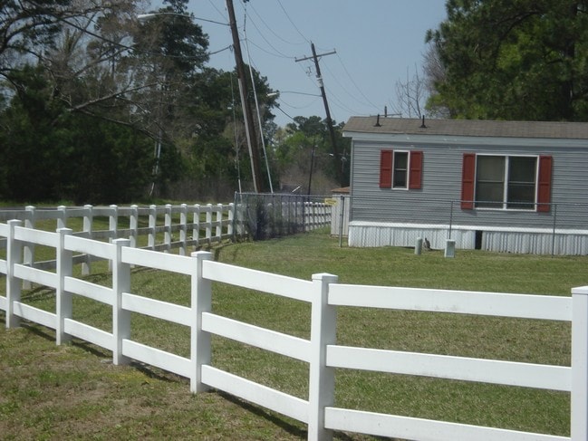 Photo - Forest Hollow Manufactured Home Community