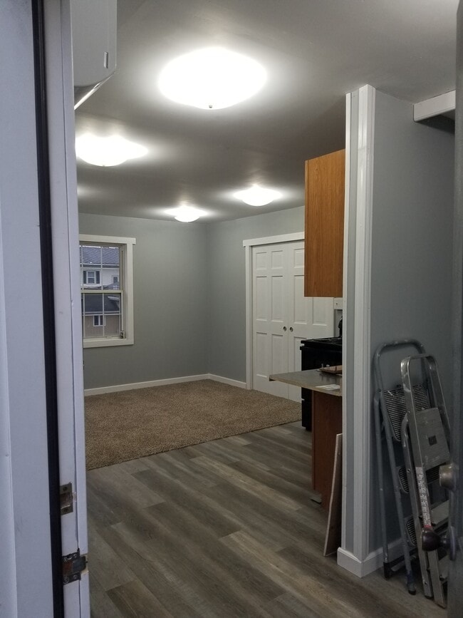 Photo - 807 Maple Ave