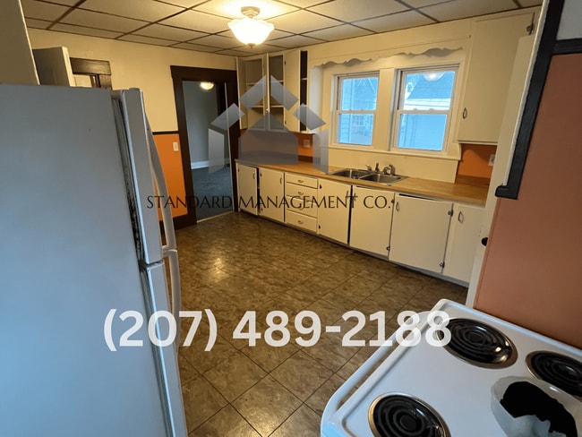 Building Photo - 12 Gannett St Unit 2 (second floor back )