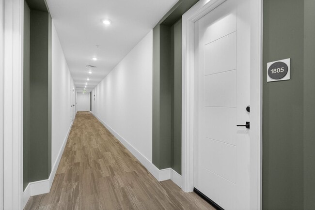 Photo - Premier Penthouse Suite at Seven 88 West Midtown-