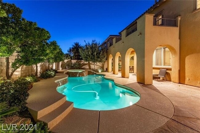 Building Photo - 12125 Vista Linda Ave