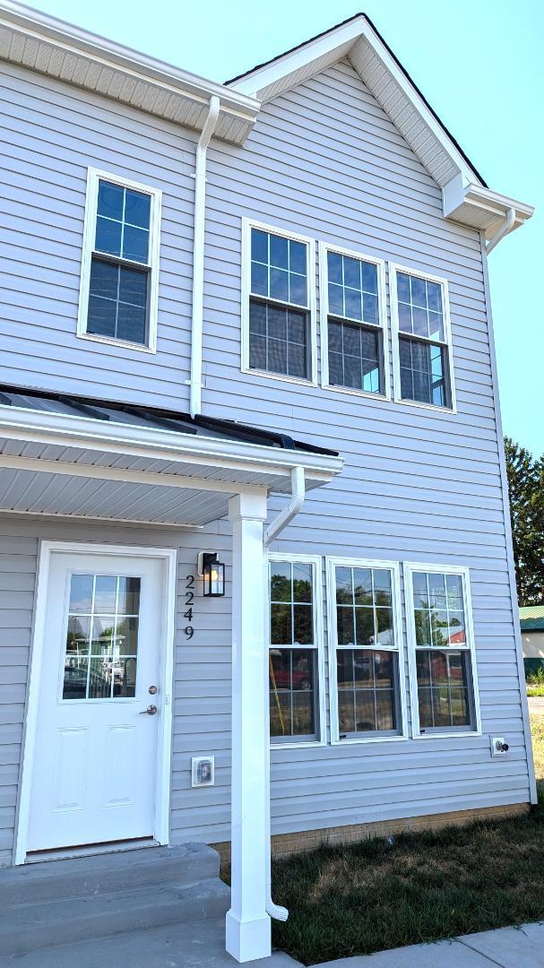 Photo - 2249 Papermill Rd