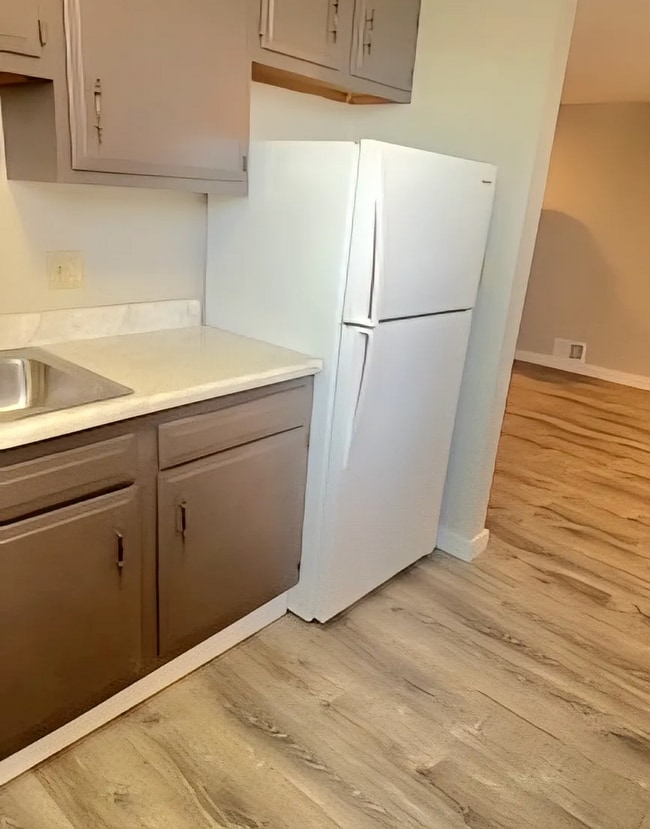 Photo - 321 Ella St Unit 10