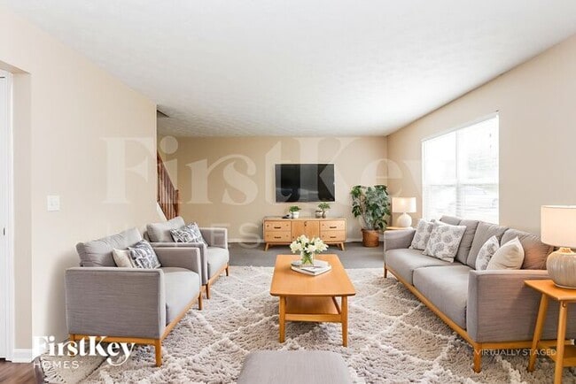 Photo - 100 Teil Tree Ct