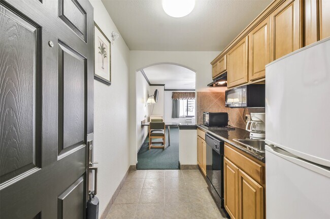 Photo - 1025 Swanson St Unit 308