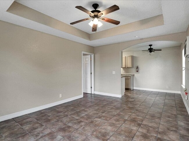 Photo - 5846 Elm Valley Dr Unidad 3