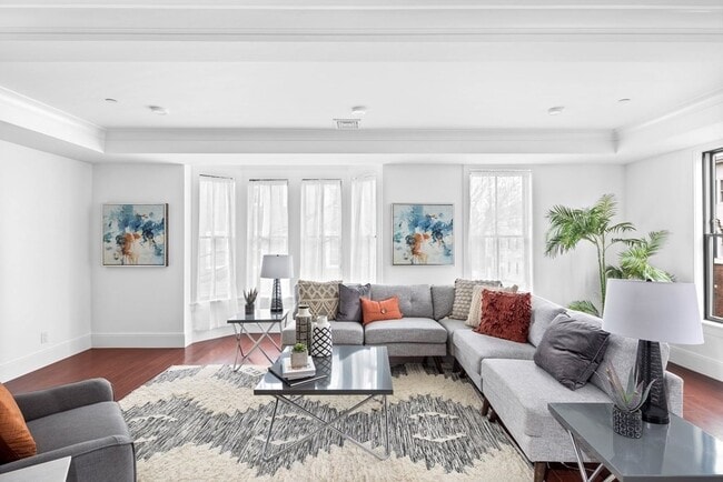 Photo - 324 Bunker Hill St Unit 201