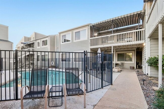 Photo - 5801 Thunderbird St Unit A-11