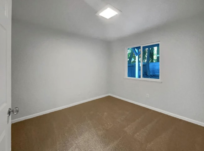 Photo - 1540 Pastal Way