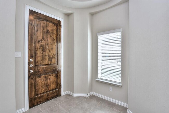 Photo - 409 Bluehaw Dr