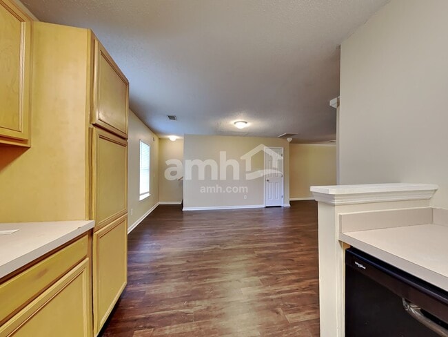 Photo - 96 Blue Jasmine Ln