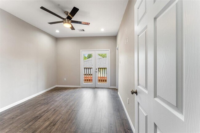 Photo - 5779 Belarbor St Unit A