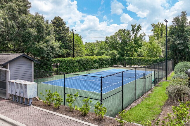 1900 Centre Pointe Blvd - Tennis Courts - MAA Oak Grove