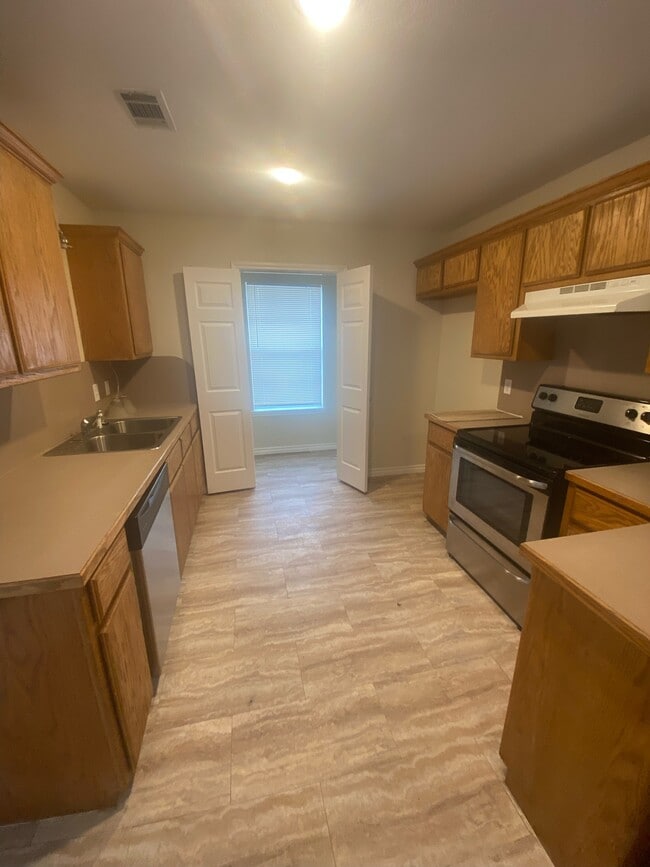 Photo - 503 Murdock St