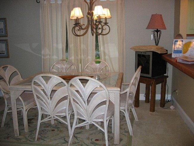 Photo - Colonnade Shipyard Unit 137