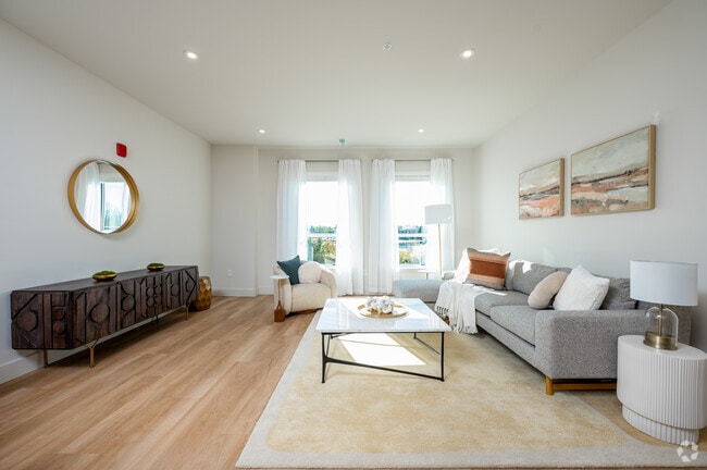 2 habitaciones, 2 baños, 1191 pies cuadrados, sala de estar - The Vibe on Paramount