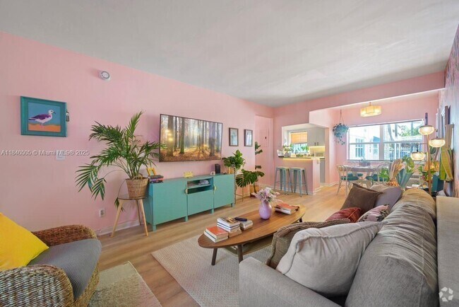 Building Photo - 315 Van Buren St Unit 104B Rental