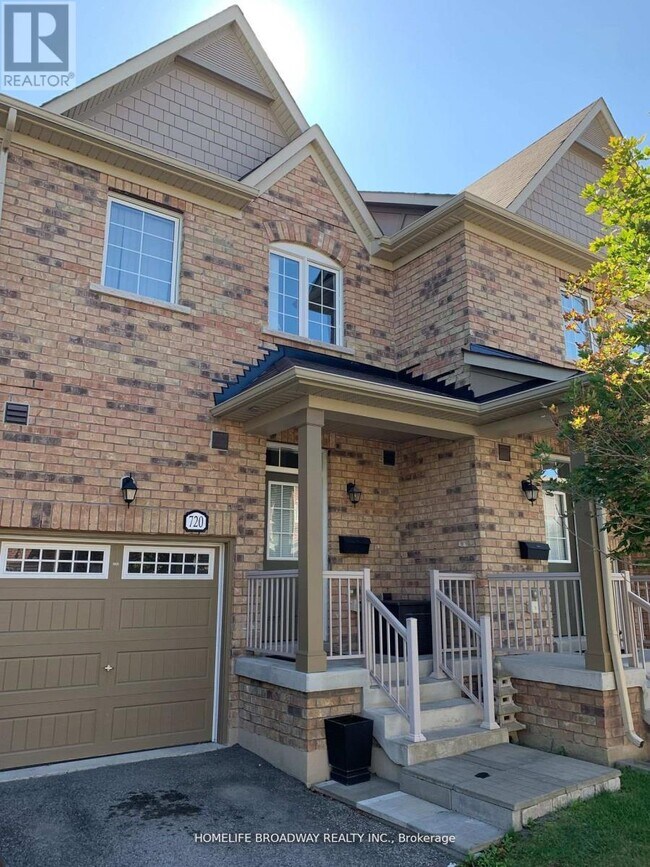 Photo - 720 Wendy Culbert Cres