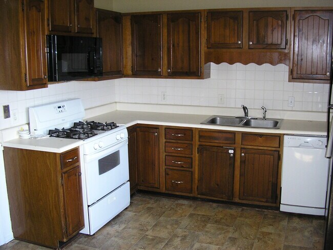 Photo - 2516 Edgehill Pl