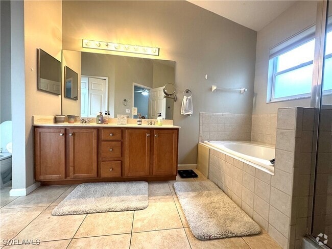 Building Photo - 6773 Southern Oak Ct Rental