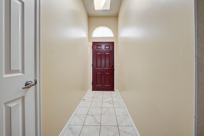 2904 Canyon Oaks Ct