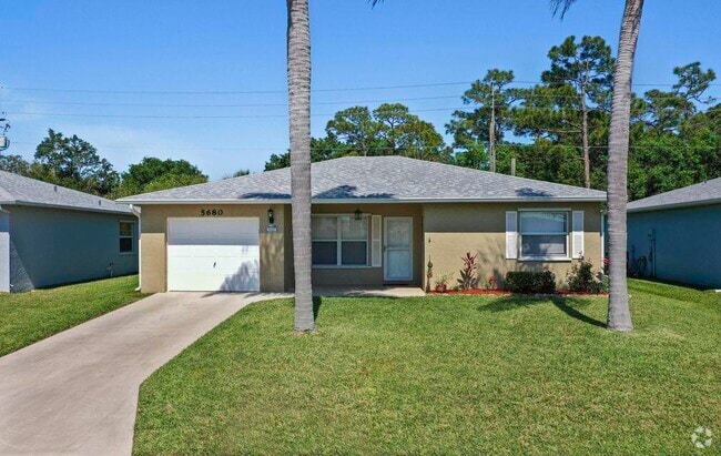 Building Photo - 5680 Travelers Way Rental