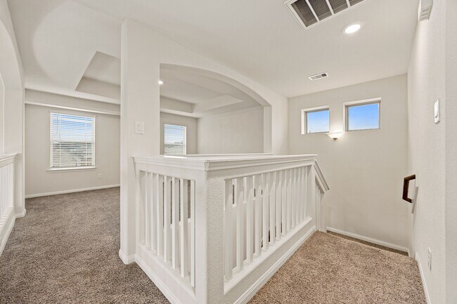 Photo - 15837 Roberto Clemente Ct