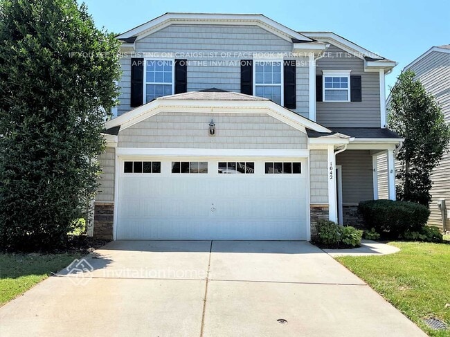 Photo - 1042 Black Oak Dr House