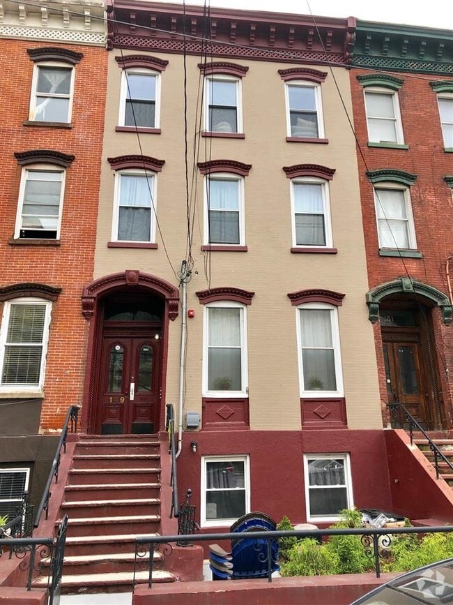 Building Photo - 149 Grand St Unit 1 (GRDN) Rental