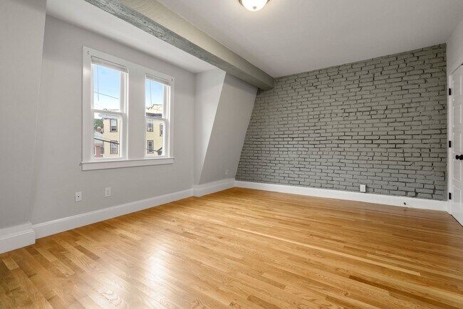 Photo - 129 Sutherland Rd