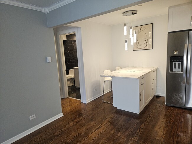 Photo - 5113 N East River Rd